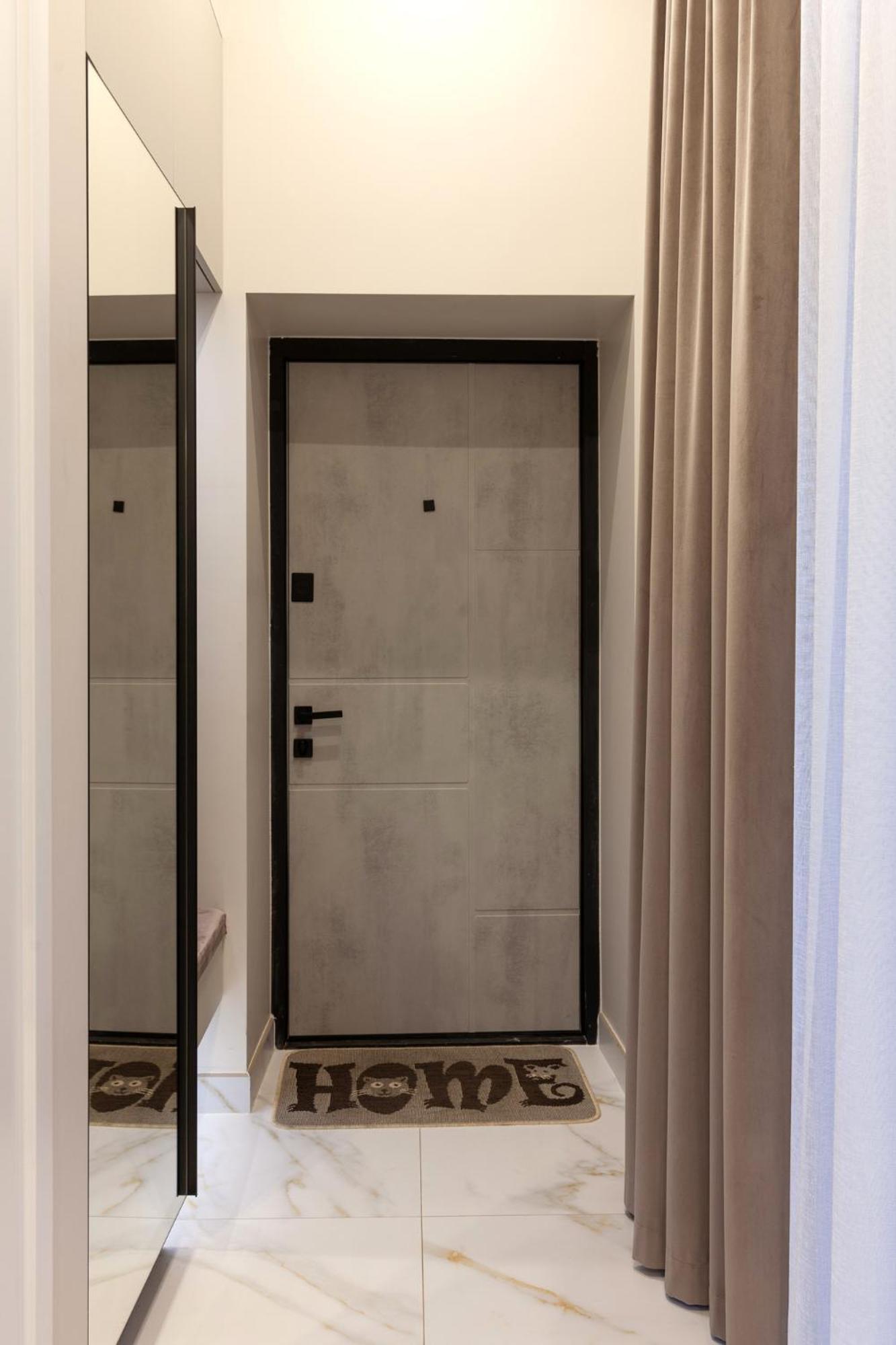 Leogrand Jacuzzi On Malaniuka 2 Leilighet Lviv Eksteriør bilde